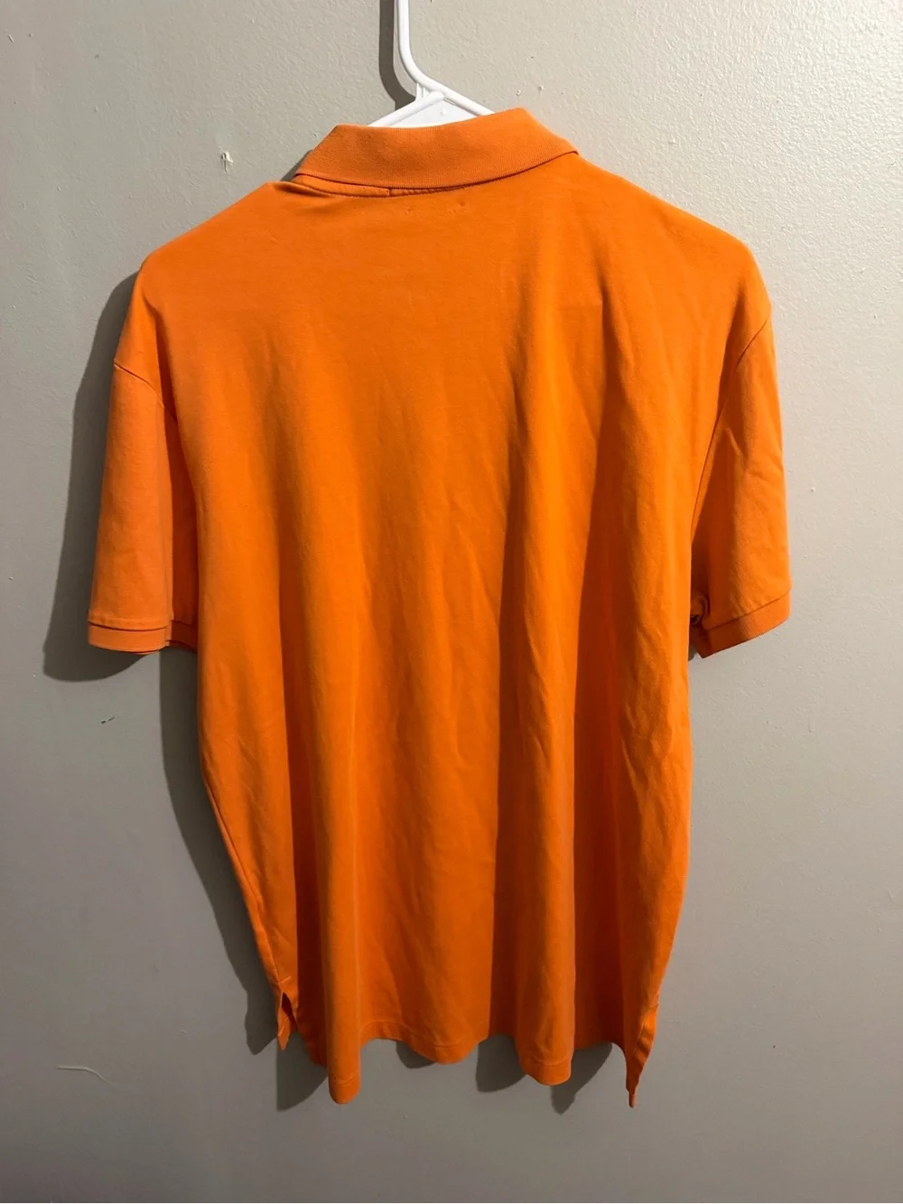 Polo Ralph Lauren collar bottom